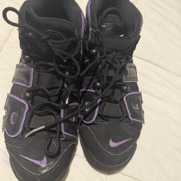 Nike Black and Purple Sneakers - Picture 5 of 11